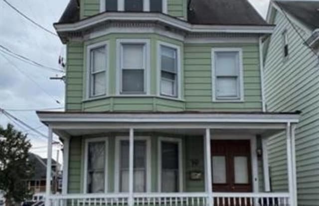 302 Nesquehoning Street - 302 East Nesquehoning Street, Easton, PA 18042