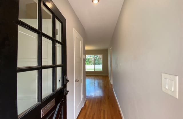 5611 Riviera Way Gallery 4