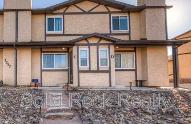 1297 Vondelpark Drive photos photos