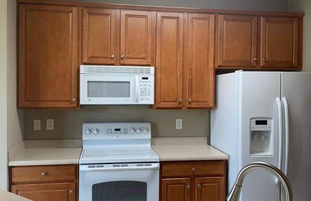 6512 WHITE BLOSSOM CIR Gallery 2