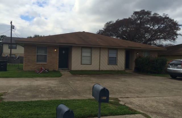 823 San Saba - 823 San Saba Dr, College Station, TX 77845