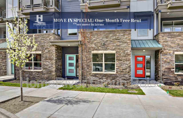 437 E Trackstand Ln - 437 E Trackstand Ln, Garden City, ID 83714