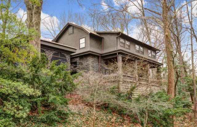 Iuka Ave 2112 CR Gallery 3