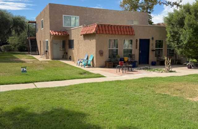 Sunlit 2-Bedroom East Tucson Retreat with Bright Chef's Kitchen | 6509 E Calle La Paz #D Gallery 1