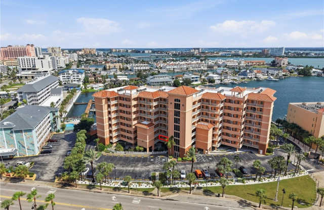 530 S GULFVIEW Boulevard Gallery 1