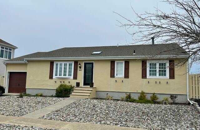 318 Aldo Drive - 318 Aldo Drive, Toms River, NJ 08753 318 Aldo Drive - 318 Aldo Drive, Toms River, NJ 08753
