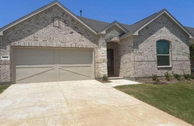 5909 Rostherne Drive photos photos