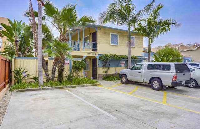 Studio in Pacific Beach Apartment Community photos photos