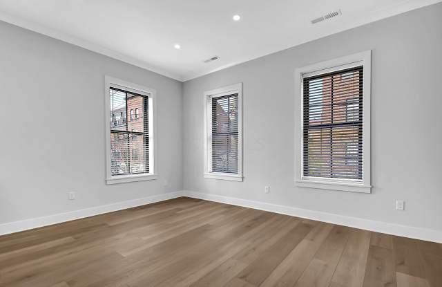 88 W Frankfort Street Gallery 3