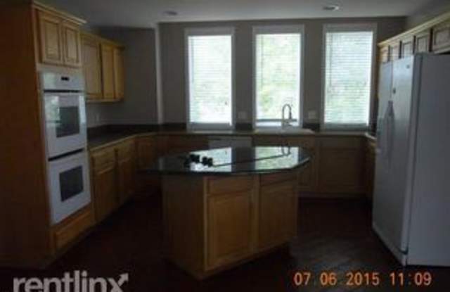 26228 E. Huron River Drive Gallery 3
