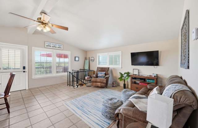 2681 Lakeview Dr Gallery 4