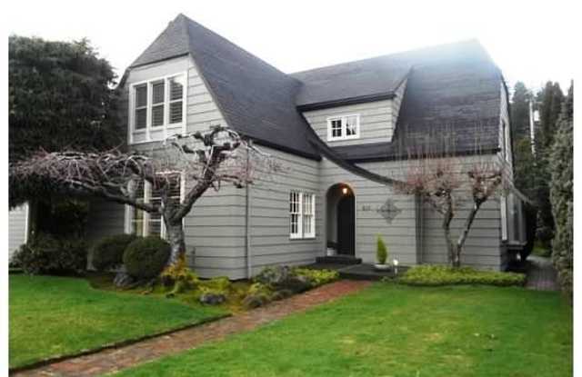 Broadway Hill home photos photos