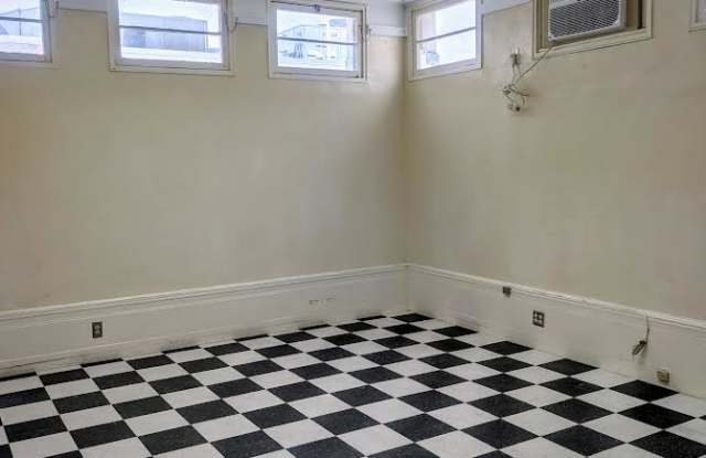 311 Center St photos photos