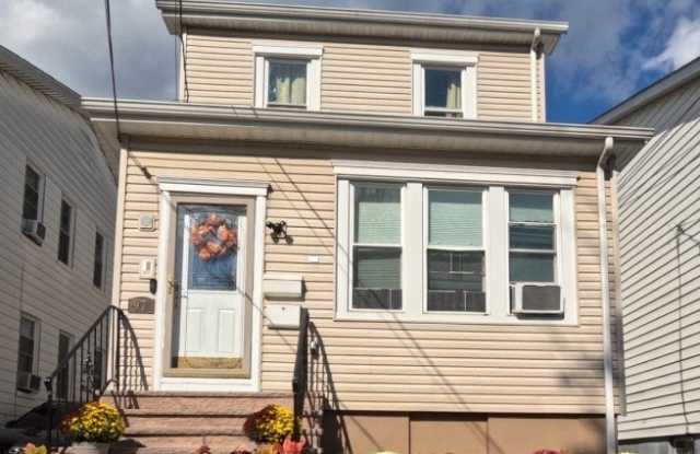 97 Coolidge St - 97 Coolidge Street, Irvington, NJ 07111