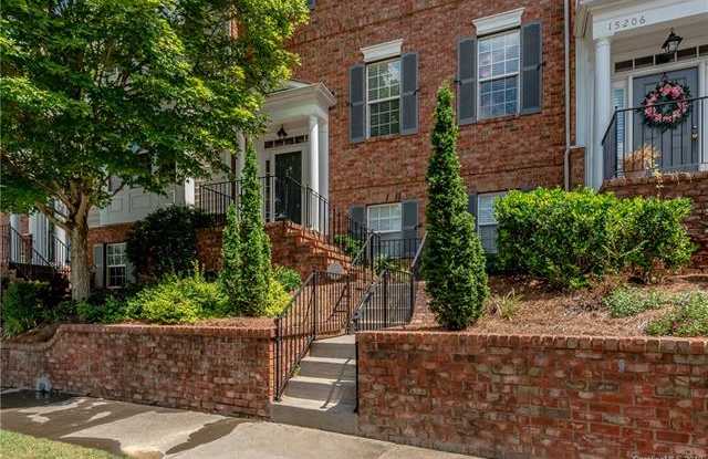 15210 Kessler Drive Gallery 2