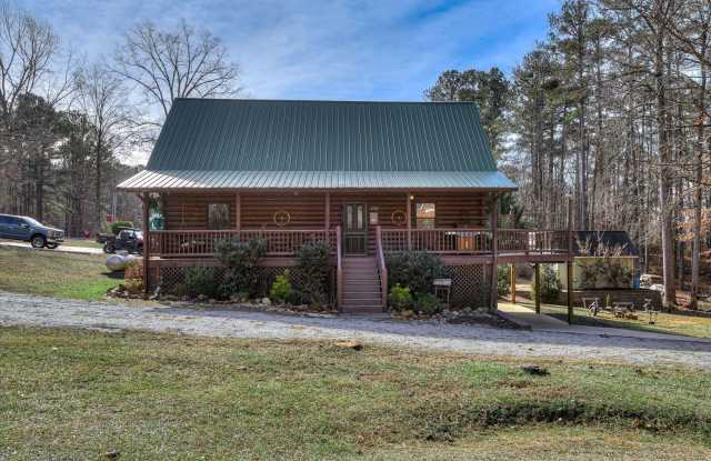 Fully Furnished Monthly Lake Cabin Rental | Available October – March photos photos Fully Furnished Monthly Lake Cabin Rental | Available October – March photos photos
