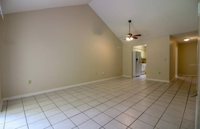 906 WINNIE LANE Gallery 2