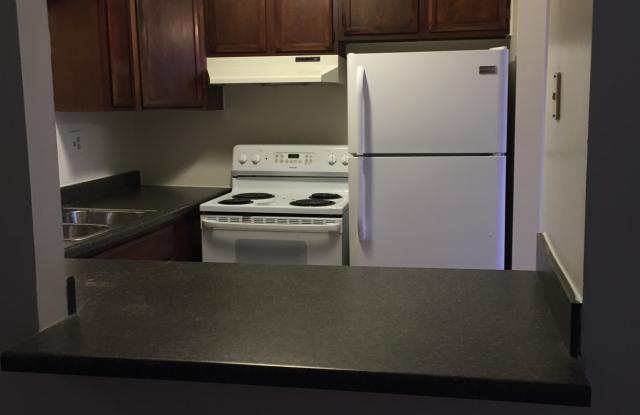 4329 CENTENNIAL CT APT #4 photos photos