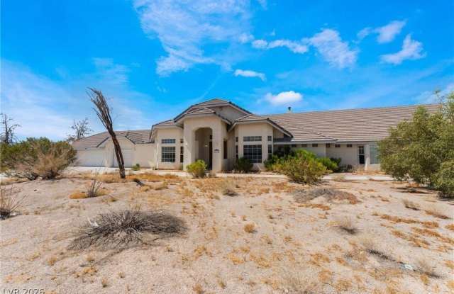 7720 W Agate Avenue photos photos