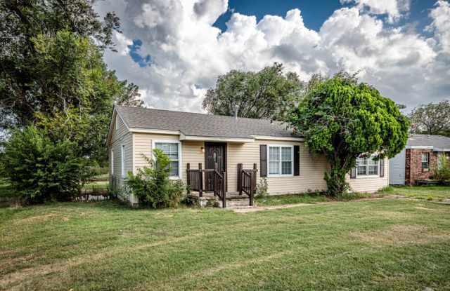 3312 Northwest Liberty Avenue photos photos