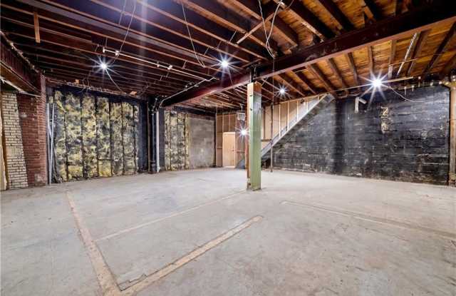 5702 Kings Highway Gallery 4