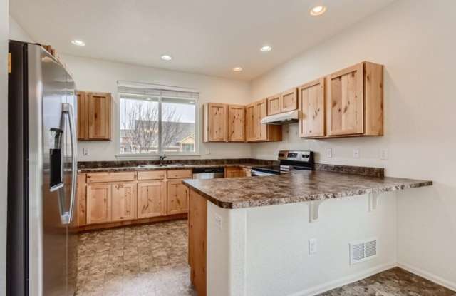 375 Mount Bross Avenue Gallery 2