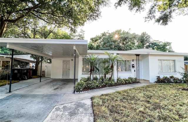 1300 BENNETT ROAD - 1300 Bennett Road, Orlando, FL 32803