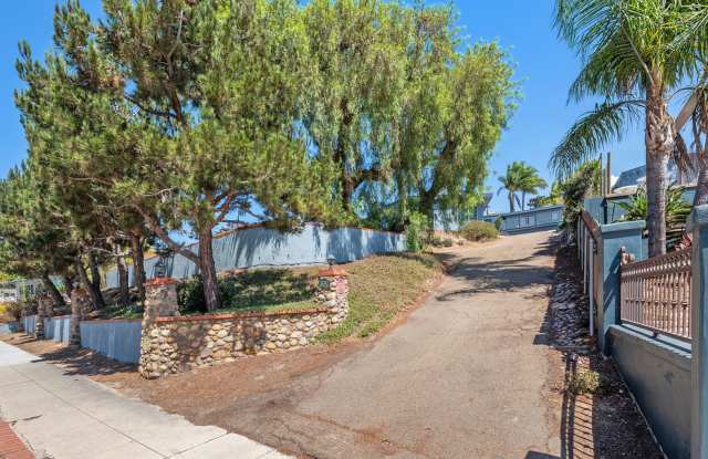 Bright Open Layout with Partial Ocean Views! Gallery 4