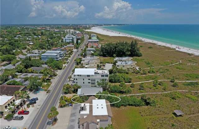 524 BEACH ROAD Gallery 3