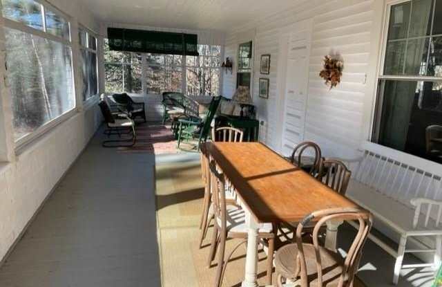 32 Birch Bluff Road Gallery 2