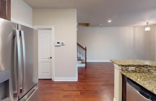 5719 Headquarters Drive Gallery 3