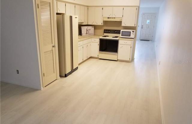 2286 NORWEGIAN DRIVE Gallery 4