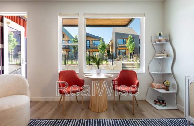 1244 Quincy St photos photos