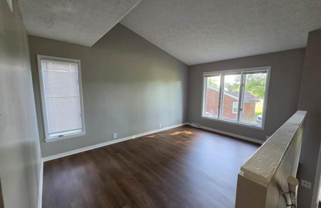 3406 Alpine Court Gallery 1