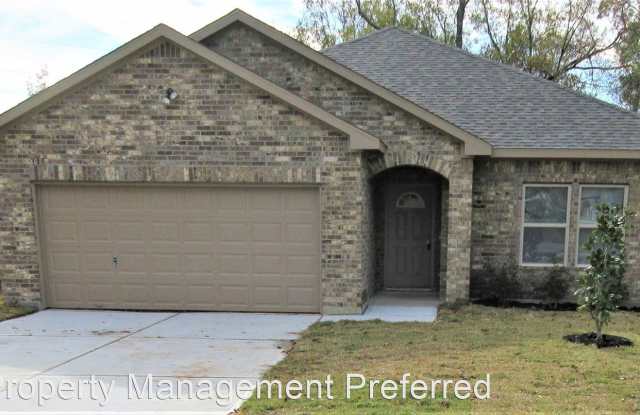 318 Corydon Dr. - 318 Corydon Drive, Houston, TX 77336