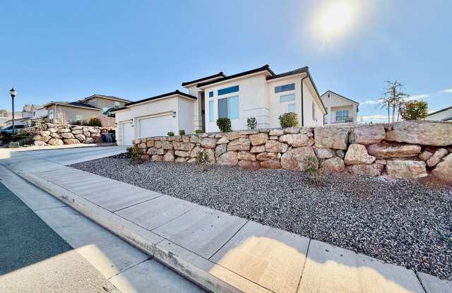 Lovely Three Bedroom Home with RV parking in Shooting Star - Washington Fields photos photos Lovely Three Bedroom Home with RV parking in Shooting Star - Washington Fields photos photos