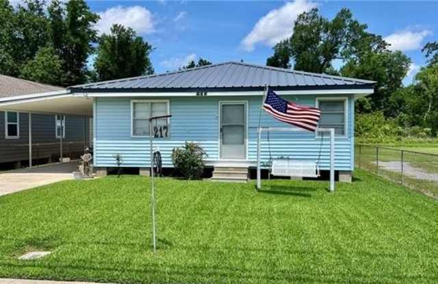 217 EVANGELINE Road photos photos