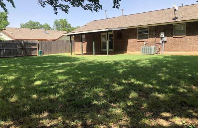 601 Howard Court Gallery 3