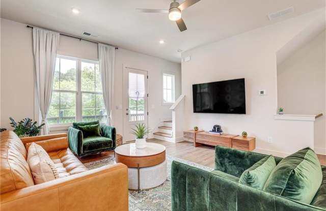 1390 Cozy Circle Gallery 4