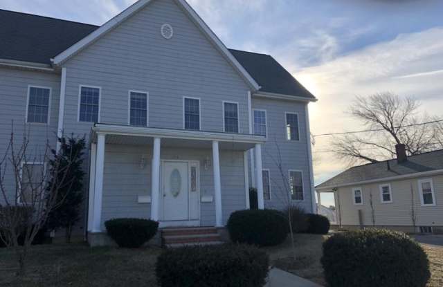 111 Oxford St. photos photos