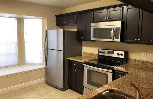 3047 Oak Park Way Unit 104 Gallery 4