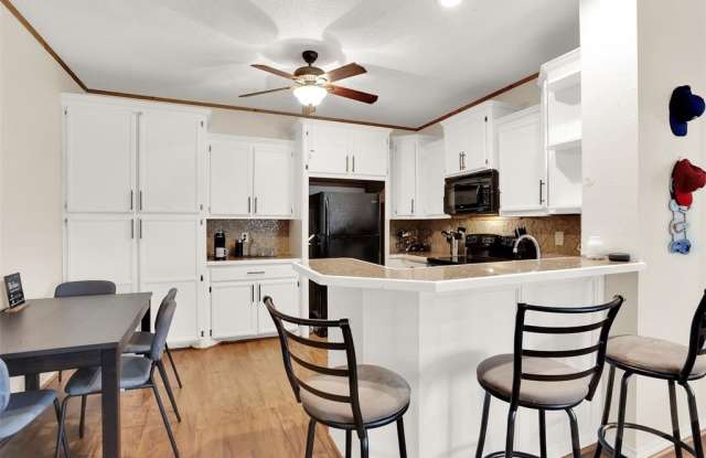 2164 Tanglewood Boulevard photos photos 2164 Tanglewood Boulevard photos photos