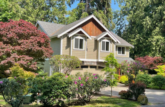 Beautiful Home with Backyard Creeks in Sudden Valley - Gate 9 Gallery 3