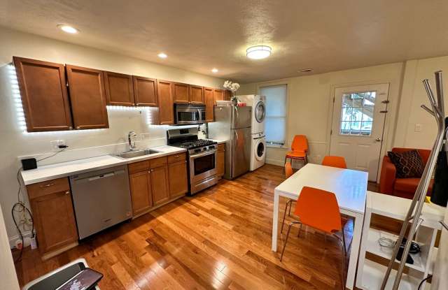 Renovated, Furnished, 4-bed photos photos