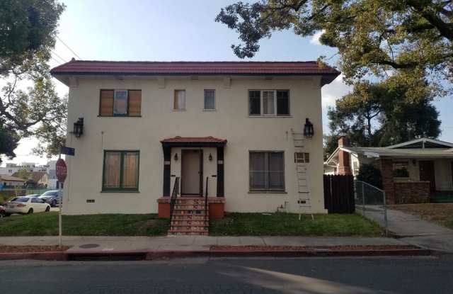 601 Manhattan Place - 601 North Manhattan Place, Los Angeles, CA 90004