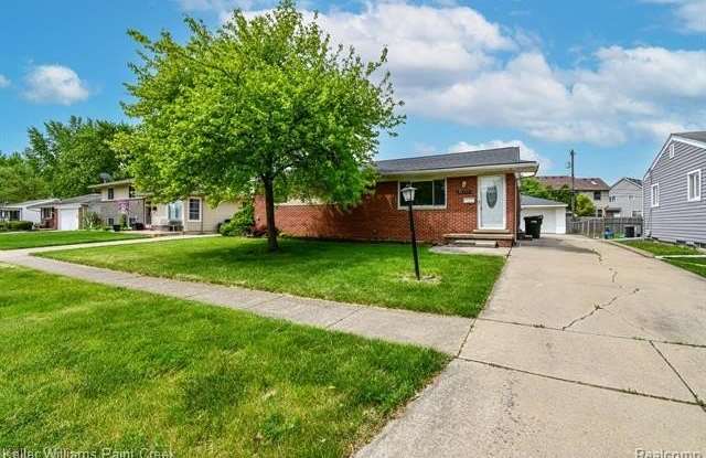 33755 Newport Drive photos photos
