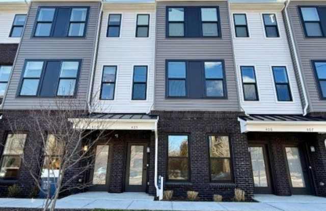 400 Willow St photos photos 400 Willow St photos photos