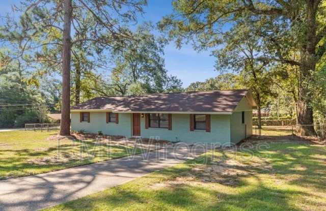 119 Sharon Ct - 119 Sharon Court, Ozark, AL 36360