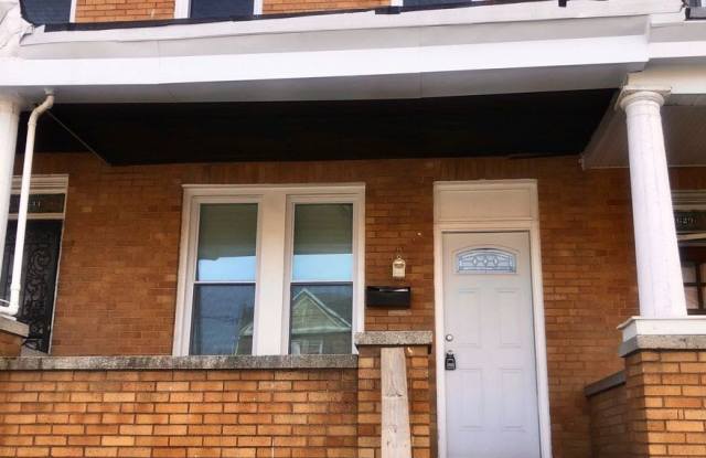 Beautiful Three Bedroom Two Full Bathroom East Baltimore Townhome photos photos