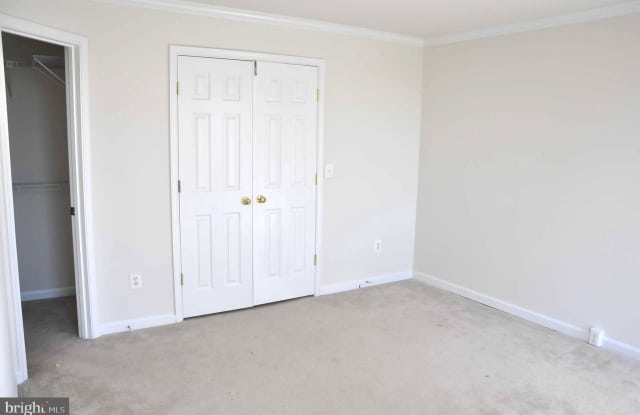 463 GINKGO TERRACE NE Gallery 2